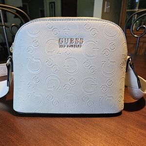 Guess L.A. Chucky Monogram Crossbody Wide Strap Zipper Bag Purse NWOT